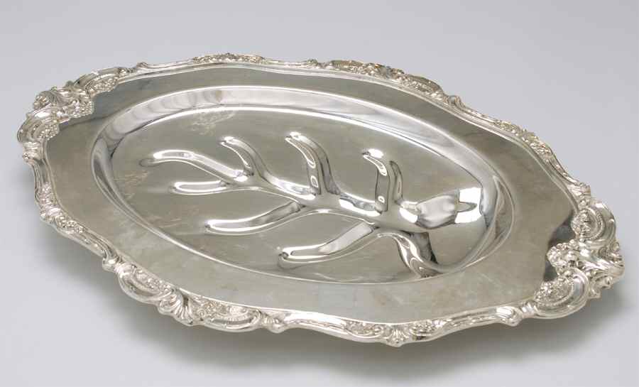 Baroque (Silverplate, Hollowware, Older) 19" Oval Serving Platter by Wallace Silver-1