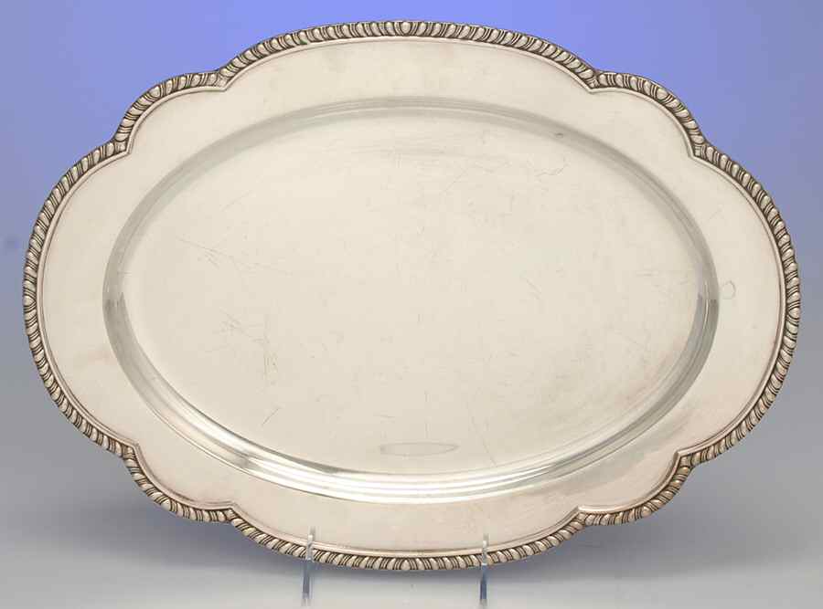 Castledon (Silverplate Hollowware) 16" Oval Serving Platter by Wallace Silver-1