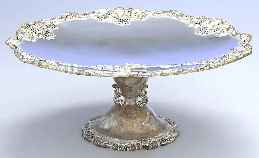 Baroque (Silverplate, Hollowware, Newer) 12" Diameter Pedestal Cake Stand by Wallace Silver-1