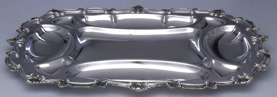 Chippendale (Silverplate, Hollowware) 18" Meat Platter with Well by W & S Blackington Co-1