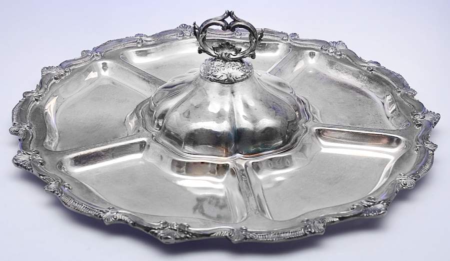Chippendale (Silverplate, Hollowware) Lazy Susan, Missing Liner by W & S Blackington Co-1
