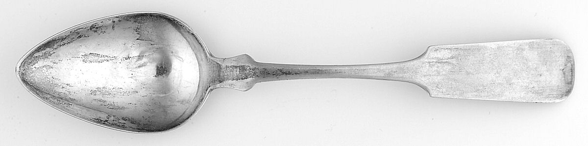 W2R1 (Coin) Place/Oval Soup Spoon by William Rogers-1