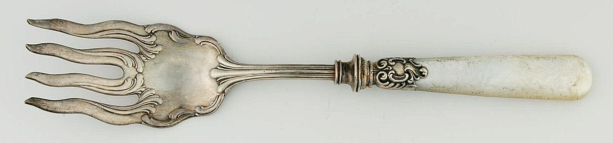 Pearl Handle Flatware 3 (Sterling) Pearl Handle Medium Cold Meat Fork by World Brand-1