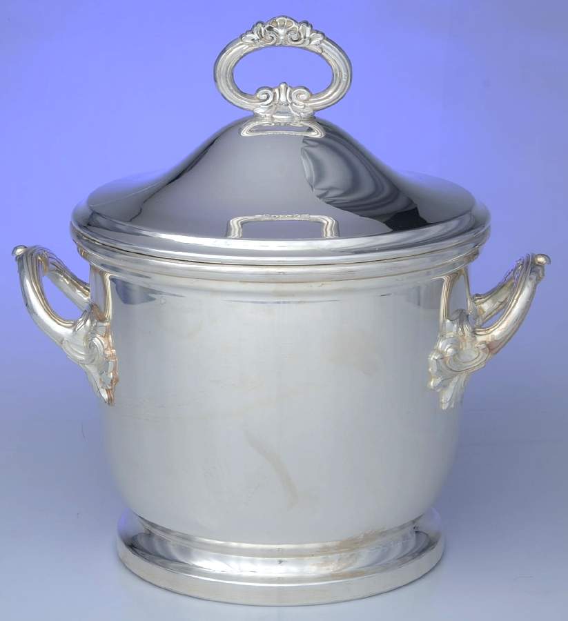 245 (Silverplate, Hollowware) Ice Bucket & Lid by Winthrop-1