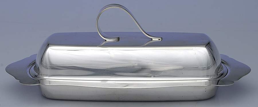L17 (Silverplate, Hollowware) 1/4 Pound Covered Butter & Liner by W & S Blackington Co-1