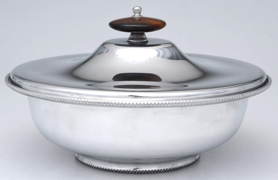 Buenilum Aluminium Hollowware 2 Qt Round Casserole & Lid by Buehner-Wanner-1