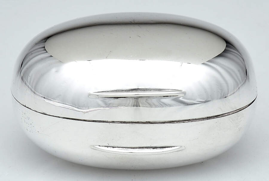 DS31 (Sterling, Hollowware) Soap Box with Hinged Lid by Drew & Sons-Samuel Summers Drew & Ernest Drew-1