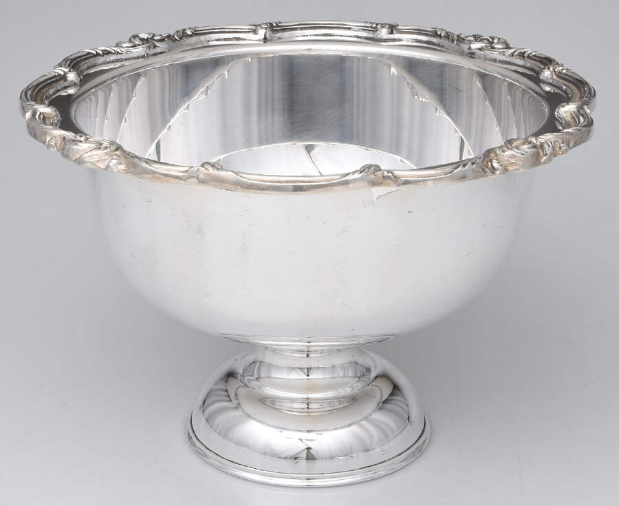 715 (Silverplate, Hollowware) Soup Tureen No Lid by English Silver Mfg Co.-1