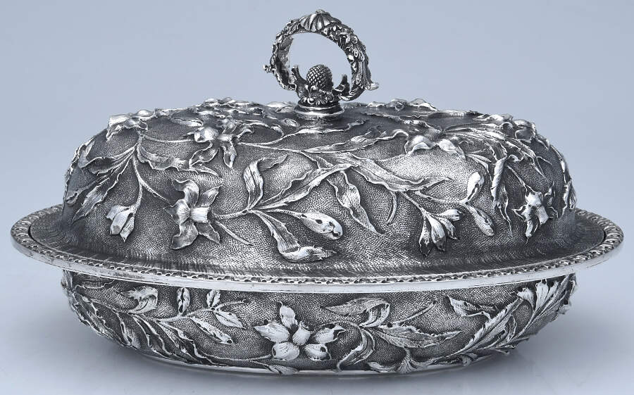 Repousse-Full Chased-Hand Chased 10" Oval Double Vegetable by Kirk Stieff-1