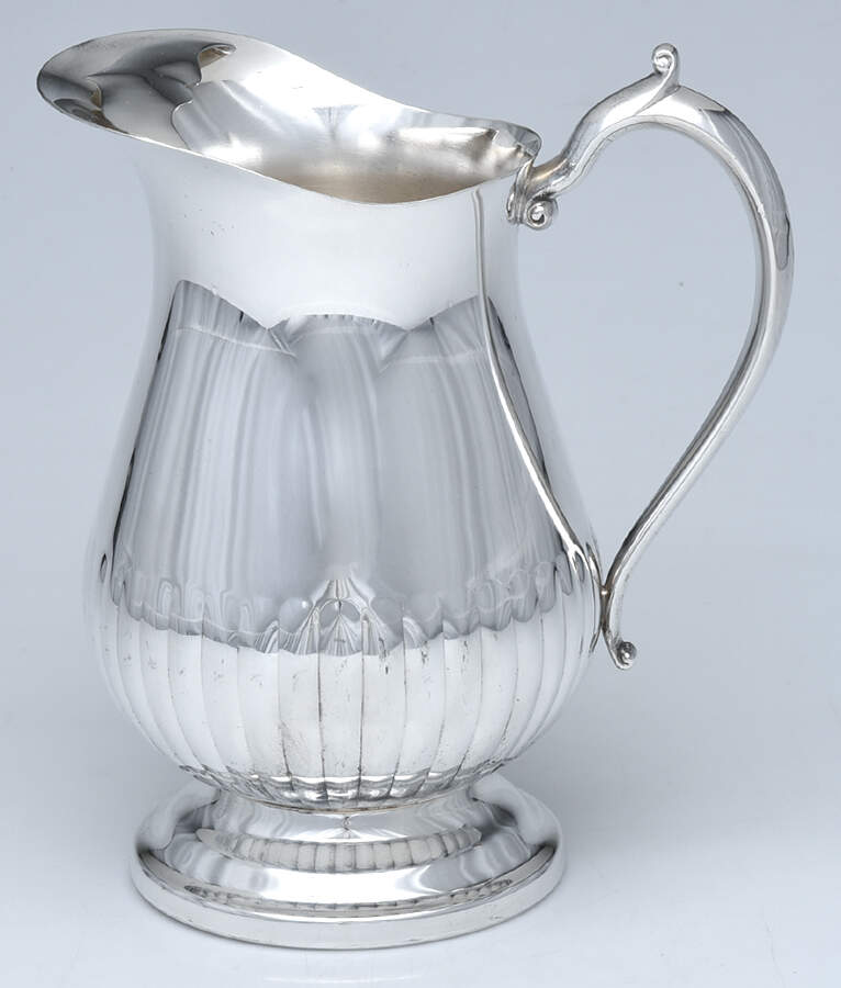 Queen Anne (Silverplate, Hollowwa Plated Water Pitcher with Ice Lip by Kent Silversmiths-1
