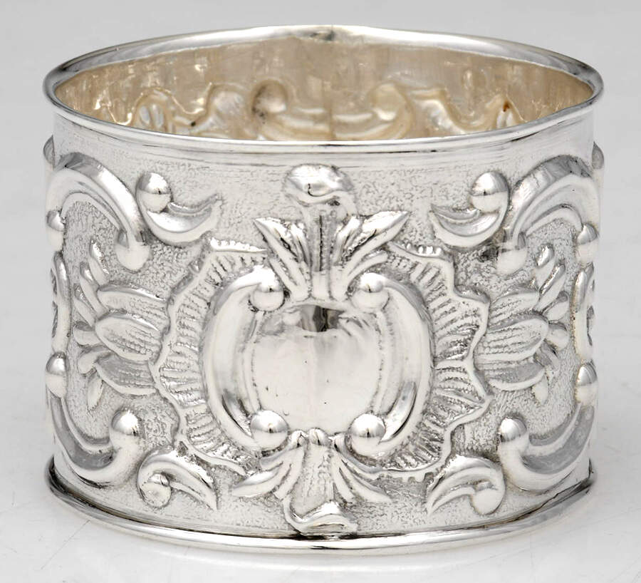 P5M1 (Hollowware) Napkin Ring by Pedro Duran Morales-1