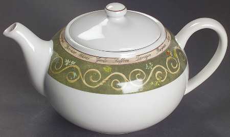 Bouquet Garni Teapot & Lid