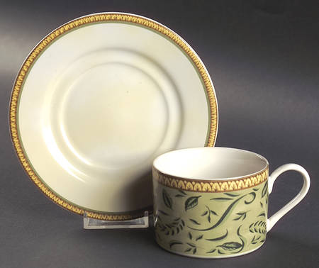 Botanical Flat Cup & Saucer Set