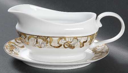 Heavenly Host Gravy Boat & Underplate