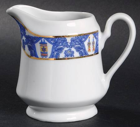 Tradition Creamer