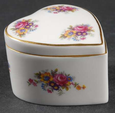 Chelsea Rose Heart Shape Box & Lid