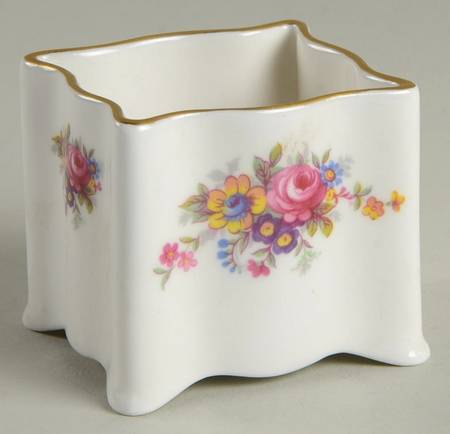 Chelsea Rose Cigarette Holder