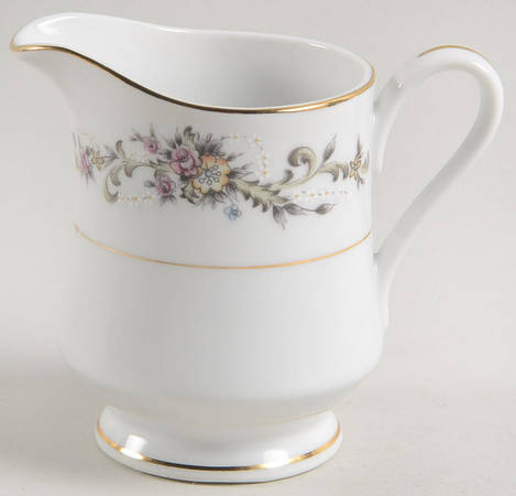 Limoge Creamer