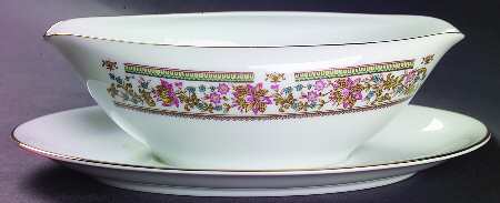 Serina Gravy Boat with Attached Underplate