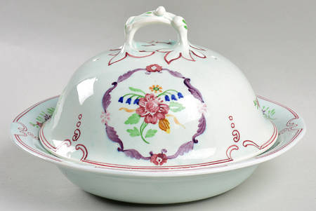 2475 Muffin Dish & Lid