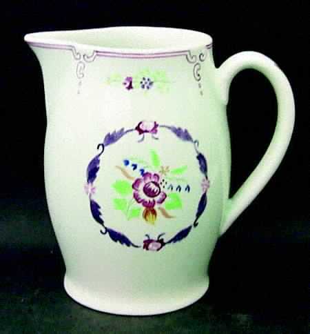 2475 32 Oz Pitcher