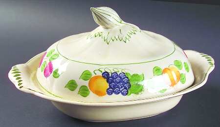 1346B Oval Covered Vegetable