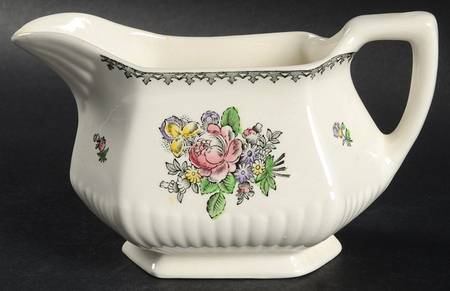 Chelsea Garden (Black Rim) Gravy Boat