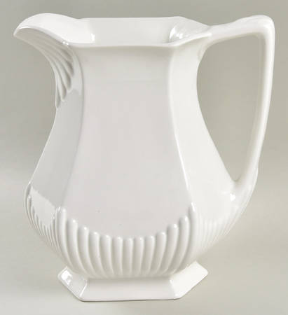 Empress 48 Oz Pitcher