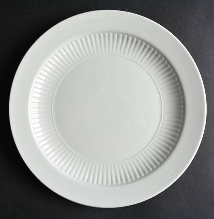 Empress Dinner Plate