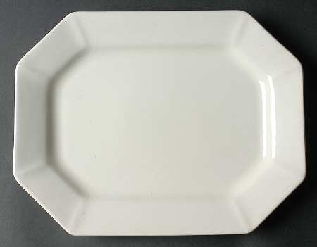 Hexagon White 14" Oval Serving Platter