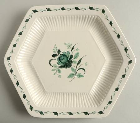 Lincoln (Green Vine on Rim) Underplate for Tureen