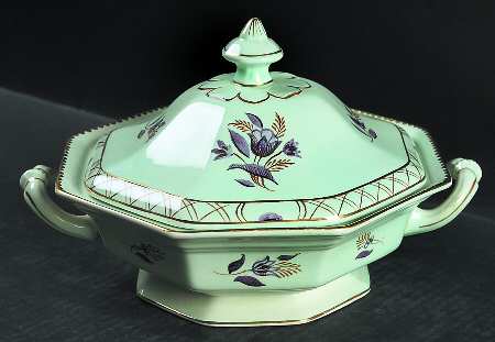 Regent Octagonal Covered Vegetable