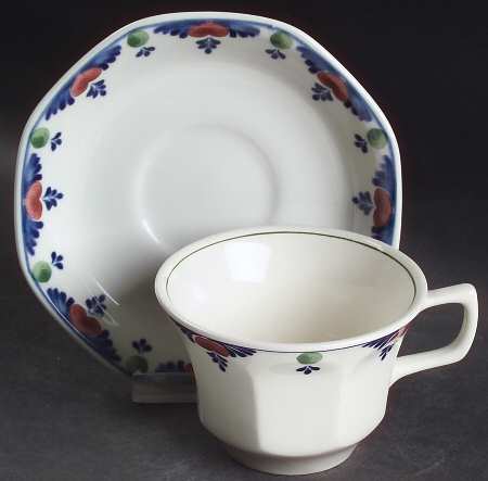 Flat Cup & Saucer Set