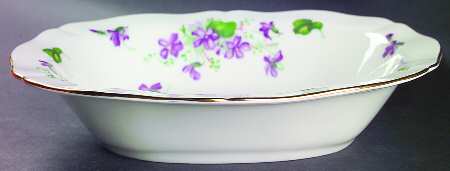 Violet 9" Oval Vegetable Bowl