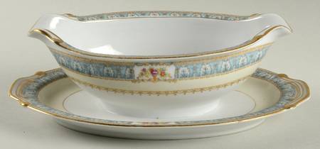 ADL2 Gravy Boat with Attached Underplate by Adline