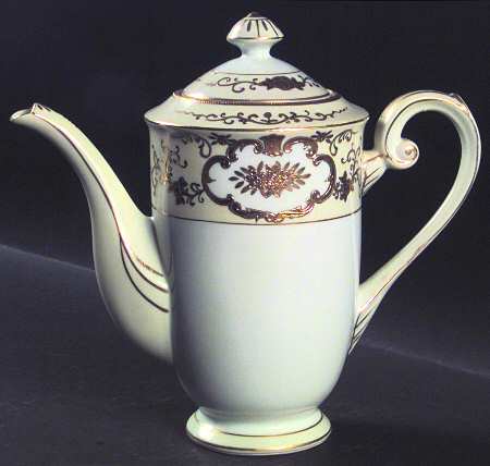 Majestic Coffee Pot & Lid