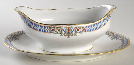 AHR101 Gravy Boat with Attached Underplate