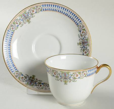 AHR101 Flat Demitasse Cup & Saucer Set