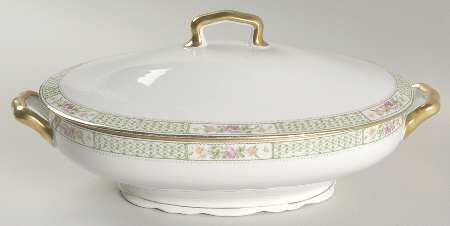 AHR17 Oval Covered Vegetable