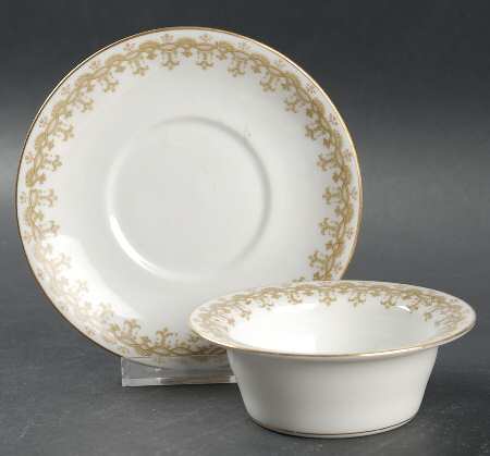 AHR19 Ramekin & Saucer Set