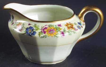 AHR26 Creamer