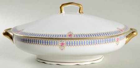 AHR27 Oval Covered Vegetable
