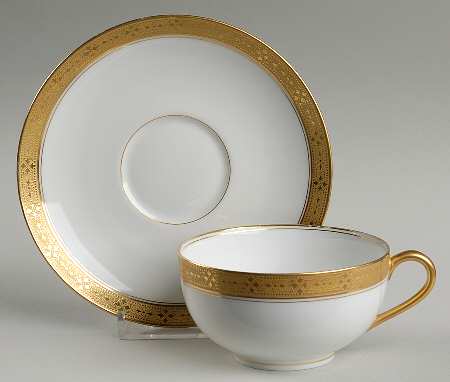 AHR29 Flat Cup & Saucer Set