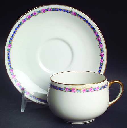 AHR6 Flat Cup & Saucer Set