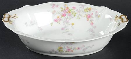AHR67 9" Oval Vegetable Bowl