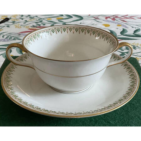 AHR8 Flat Bouillon Cup & Saucer