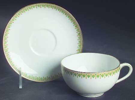 AHR8 Flat Cup & Saucer Set
