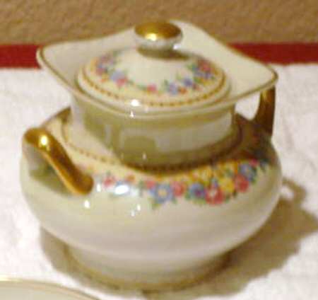 Chambord Sugar Bowl & Lid