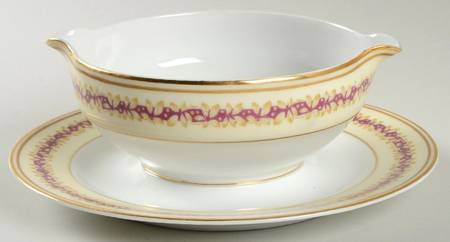 Chataigne Gravy Boat with Attached Underplate