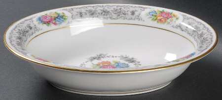 Cinderella 9" Oval Vegetable Bowl
